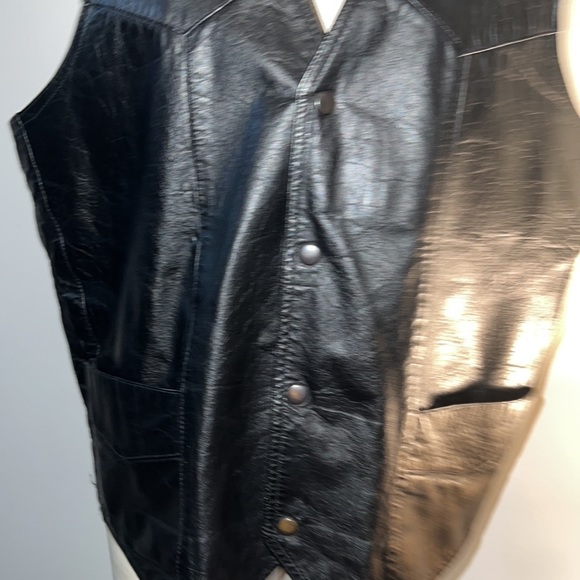 MEN’S LUCKY LEATHER INC. VEST🖤 - Picture 6 of 10